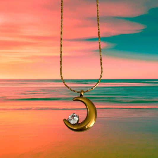 Luna Necklace - Gold